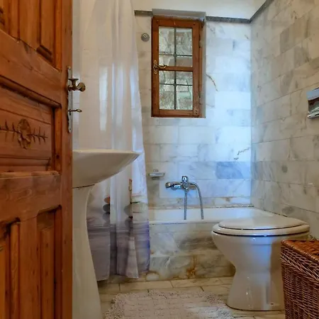 Lodge Mountain Agrokipio At Milies Of Mt. Pelion *